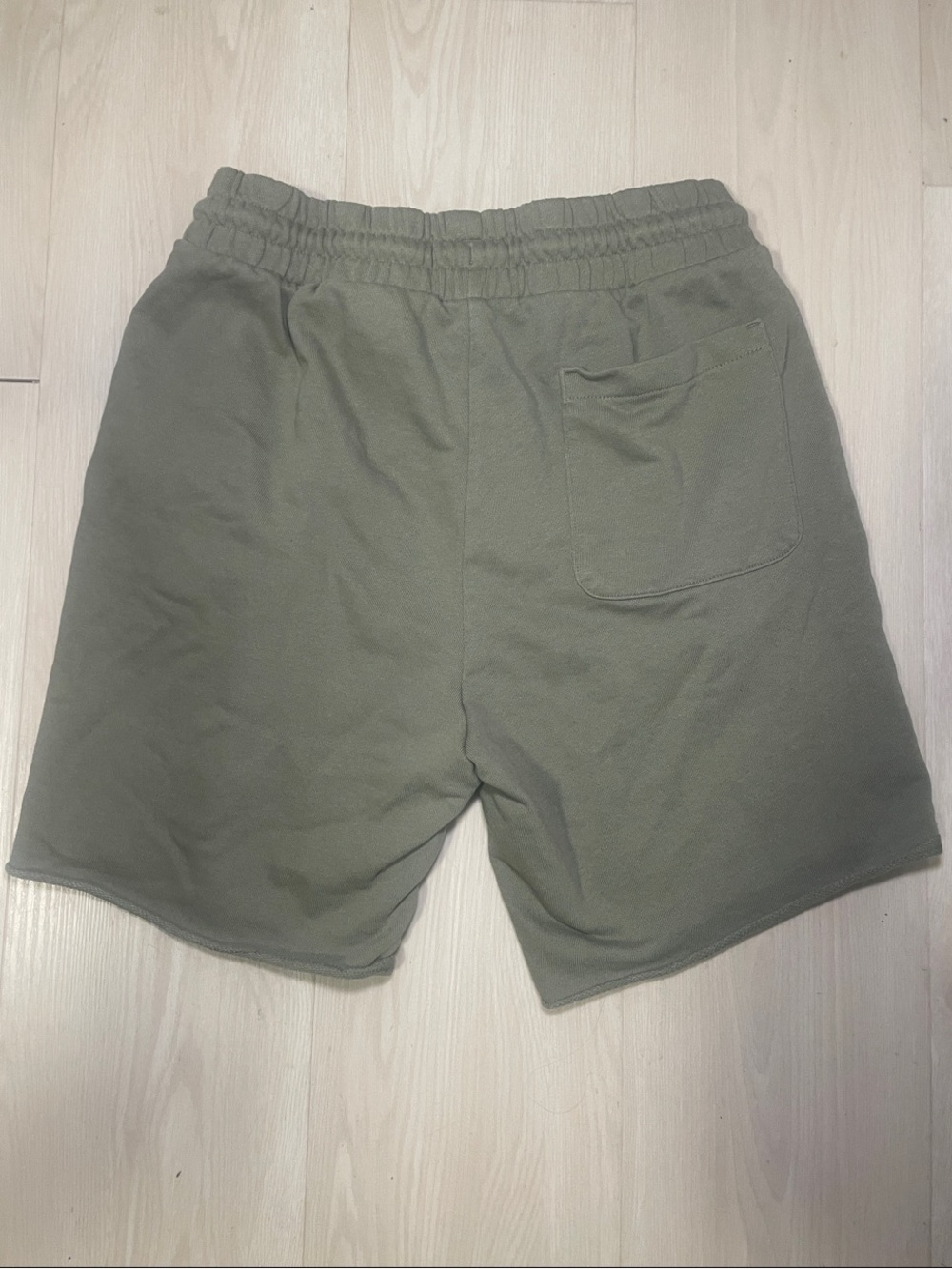 H&M Olive Green Athletic Shorts with White Drawstring - Picture 3 of 6